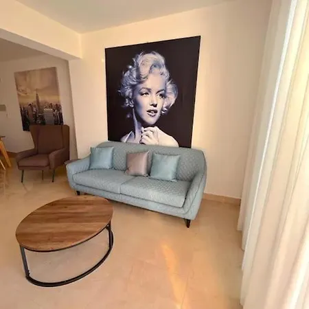 Spacious With View By Platform 357 * Paralimni