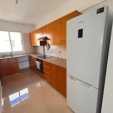Spacious With View By Platform 357 Apartment